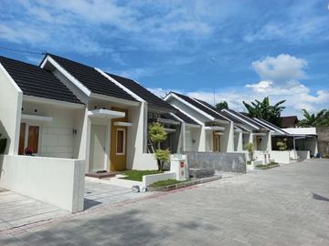 RUMAH CANTIK MEWAH DAN TERLARIS DI PRAMBANAN