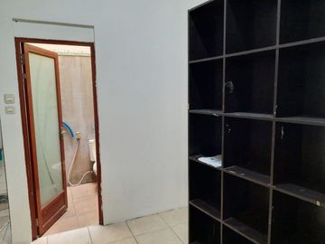 Di Sewakan Rumah Cocok Untuk Usaha Lokasi Mainroad di Antapani Bandung