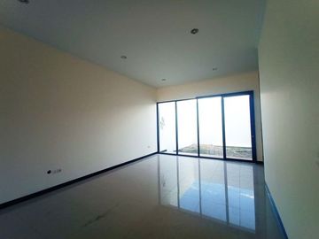 Di Sewakan Rumah Baru 3 Kamar di Cluster Sherwood TKI 5, Margaasih Bandung