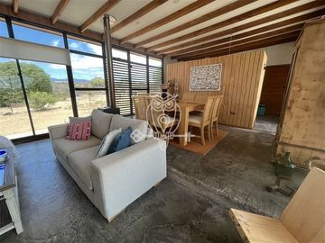 Parcela con casa en venta 3D 2B en Guanaqueros Coquimbo