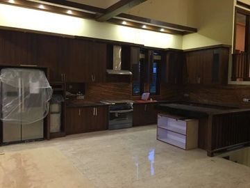 Dijual Rumah Mewah Dengan Kolam Renang Dago Resort Pakar Bandung