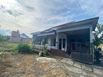 Rumah 2 Lantai Siap Huni Di Gayamprit
