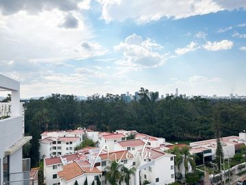 HERMOSO PENTHOUSE EN COLOMOS PROVIDENCIA