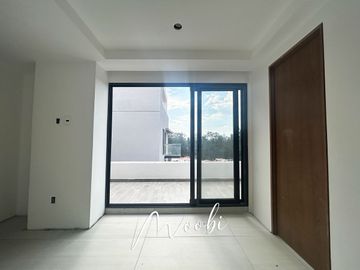 HERMOSO PENTHOUSE EN COLOMOS PROVIDENCIA
