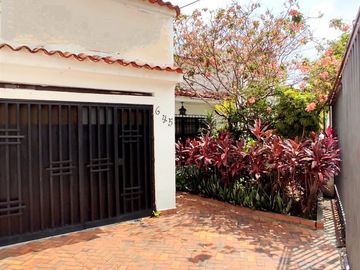 casa en venta en templete. Cod V15682