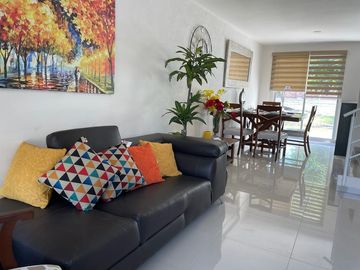 CASAS CON ALBERCA, A 8 MIN DEL CENTRO DE YAUTEPEC, MORELOS