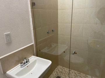 CASAS CON ALBERCA, A 8 MIN DEL CENTRO DE YAUTEPEC, MORELOS