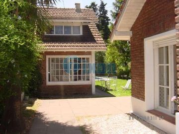 Martínez - Casa en Venta USD 520.000