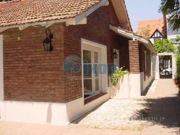 Martínez - Casa en Venta USD 520.000