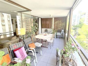 Departamento en Venta en San Sebastián /Isidora Goyenechea