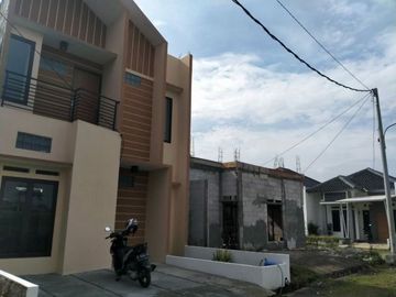 Rumah 2 lantai bogor dengan Type 45/83