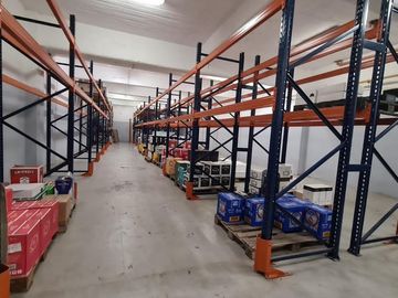 Excelente industria/deposito de 990 m2 cubiertos en 3 ptas. Villa Lynch Se vende con renta CALZADA