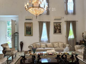 DIJUAL RUMAH MEWAH DI PONDOK INDAH LOKASI ASRI DAN NYAMAN