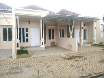 Rumah minimalis strategis, free biaya termasuk asuransi jiwa