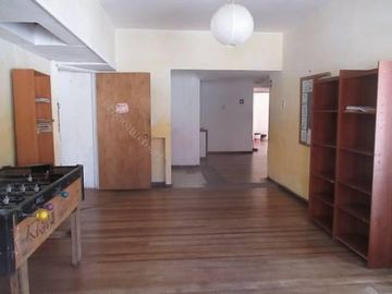 Dos enormes casas, más oficina en  esquina, Ñuñoa