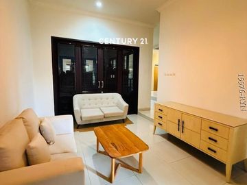 Di Sewakan Rumah Tropis Minimalis Full Furnished