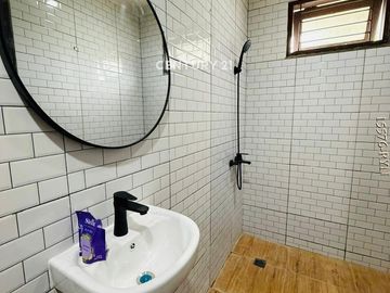 Di Sewakan Rumah Tropis Minimalis Full Furnished