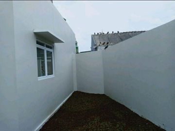 Rumah dijual di aren jaya bekasi timur siap huni
