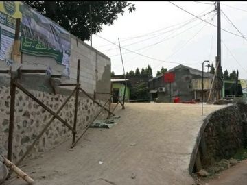 Rumah dijual di aren jaya bekasi timur siap huni