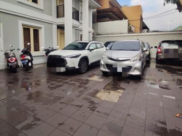 DIJUAL RUMAH / KANTOR di Jl KYAI MAJA, KEBAYORAN BARU, JAKSEL
