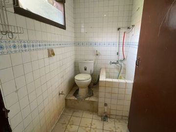 Disewakan Rumah Lokasi Di Manyar Tirtomoyo, Surabaya
