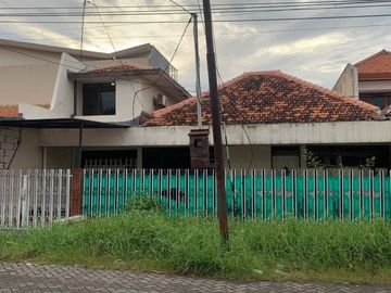 Disewakan Rumah Lokasi Di Manyar Tirtomoyo, Surabaya
