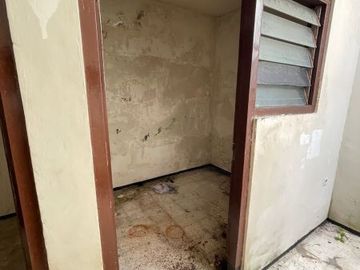 Disewakan Rumah Lokasi Di Manyar Tirtomoyo, Surabaya
