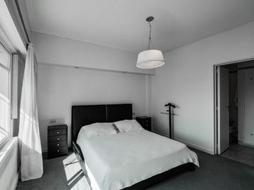 VENTA PISO 4 AMB. CON DEPENDENCIAS EN RECOLETA