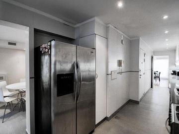 VENTA PISO 4 AMB. CON DEPENDENCIAS EN RECOLETA