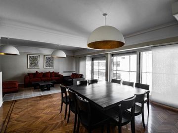 VENTA PISO 4 AMB. CON DEPENDENCIAS EN RECOLETA