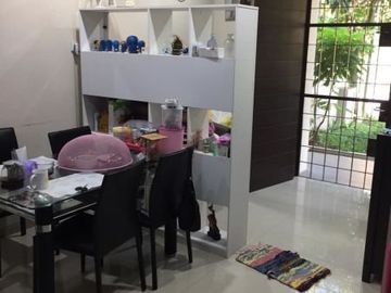 Rumah mewah asri SEMI FURNISH di Banyumanik