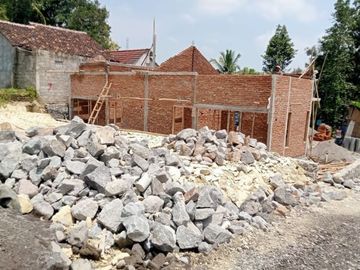 CLUSTER PERUMAHAN TERBARU AKSES DEKAT JALAN NASIONAL HARGA TERJANGKAU LOKASI NYAMAN