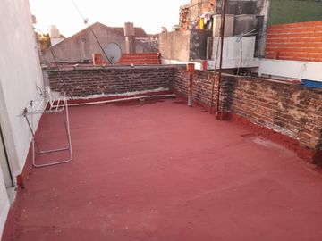 Casa para 2 Familias en venta en Villa Luzuriaga