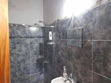 Casa para 2 Familias en venta en Villa Luzuriaga