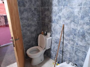 Casa para 2 Familias en venta en Villa Luzuriaga