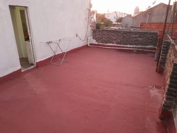 Casa para 2 Familias en venta en Villa Luzuriaga