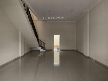Ruko 4 Lantai Premium Di Emerald Kota Harapan Indah Siap Pakai