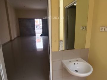 Ruko 4 Lantai Premium Di Emerald Kota Harapan Indah Siap Pakai