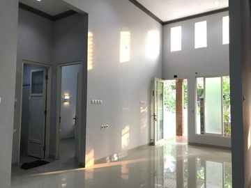 Rumah Manis Letak Ciamik Sangat Nyaman di Kahuripan Nirwana Sidoarjo