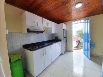SE VENDE FINCA PRODUCTIVA VEREDA ENTRE FILANDIA - QUIMBAYA