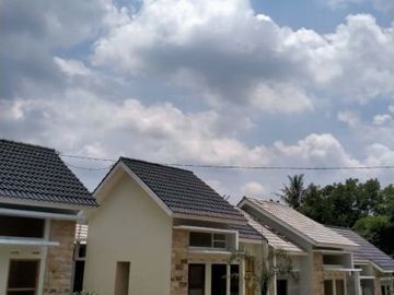 PERUMAHAN CLUSTER MEWAH MINIMALIS DI JOGJA BARAT