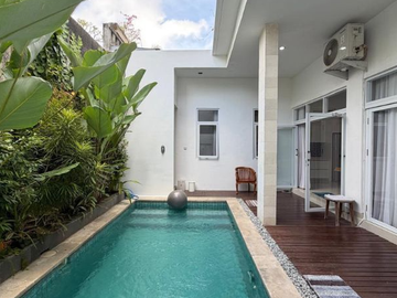 VILLA 2 LANTAI TAMAN BARUNA JIMBARAN BADUNG
