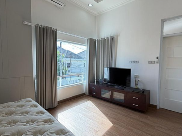 VILLA 2 LANTAI TAMAN BARUNA JIMBARAN BADUNG