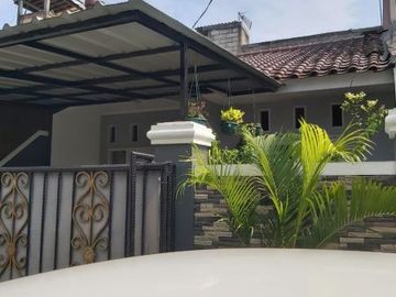 Rumah Bagus Nyaman di Ciledug | DM 3625 - RS
