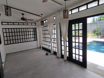 Amazing Ballenita House - Custom Designed: Se Vende Casa Cerca del Mar en Ballenita