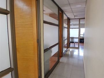 Oficina Providencia 7 Privados + Estacionamiento