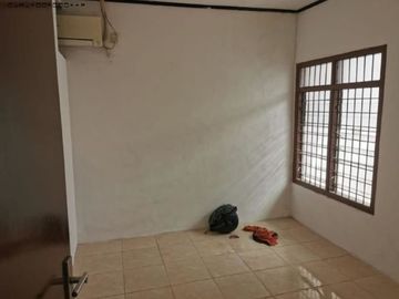 Rumah di Babatan pantai Utara 1lantai