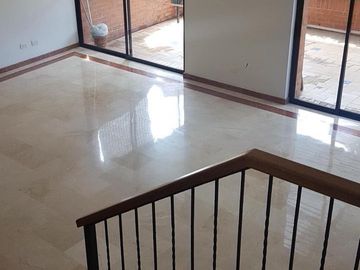 VENDO APARTAMENTO. Cod V9257
