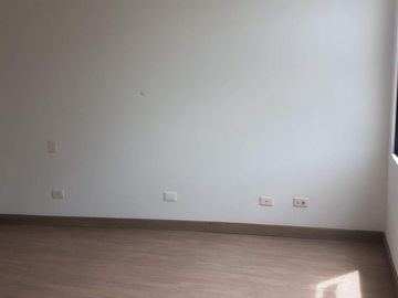 VENDO APARTAMENTO. Cod V9257
