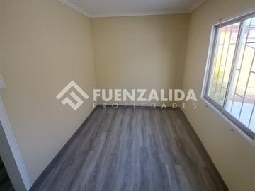 Casa en venta de 3 dorm. en Independencia